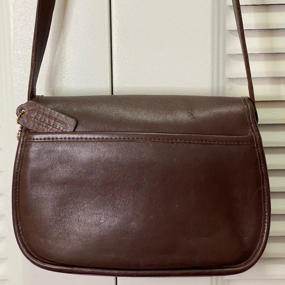 Coach Vintage Prairie Style Crossbody/Shoulder Purse in Mahogany Brown Leather - Picture 2 of 8
